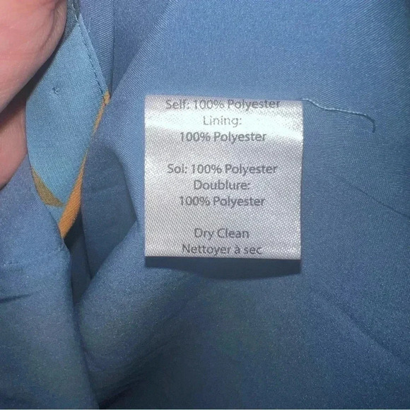 Milly Women’s Blue Floral V Neck Blouse with Bell Sleeve Detail Size Small New - Picture 9 of 10